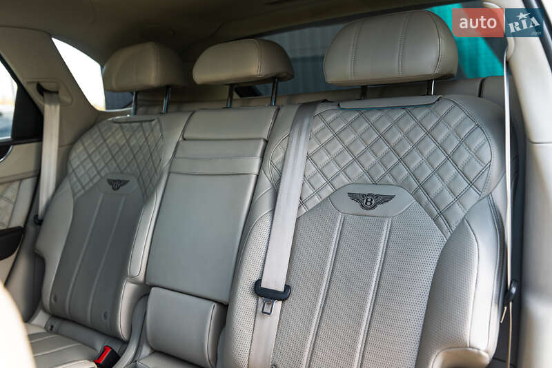 Внедорожник / Кроссовер Bentley Bentayga 2021 в Мукачево фото 39 Внедорожник / Кроссовер Bentley Bentayga 2021 в Мукачево