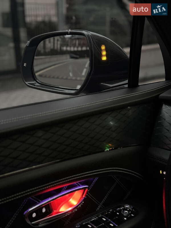 Внедорожник / Кроссовер Bentley Bentayga 2020 в Киеве