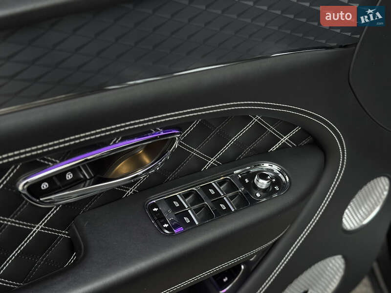 Внедорожник / Кроссовер Bentley Bentayga 2020 в Киеве