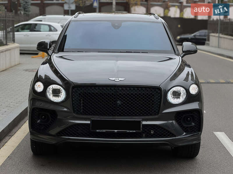 Внедорожник / Кроссовер Bentley Bentayga 2020 в Киеве