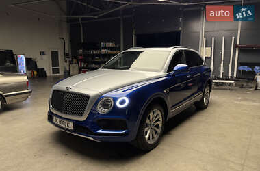 Внедорожник / Кроссовер Bentley Bentayga 2017 в Черновцах