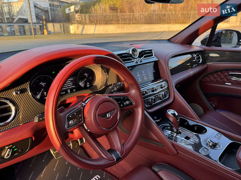 Внедорожник / Кроссовер Bentley Bentayga 2021 в Киеве