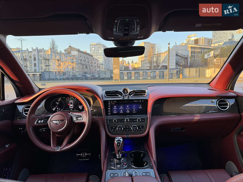 Внедорожник / Кроссовер Bentley Bentayga 2021 в Киеве