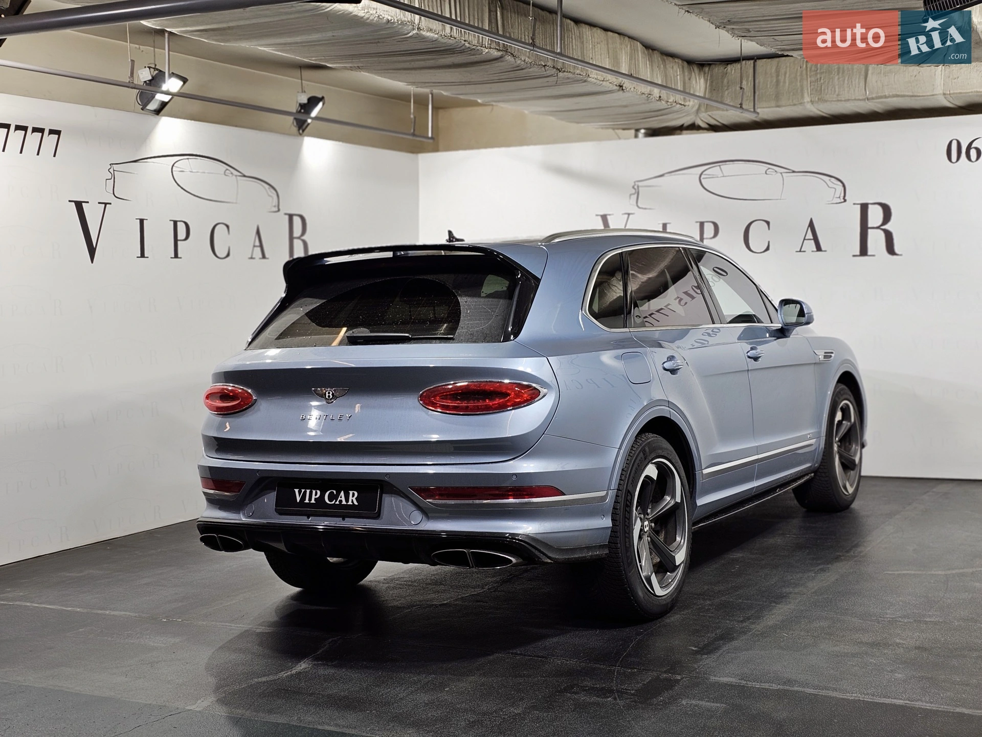 2022 Bentley Bentayga - мініатюра 10