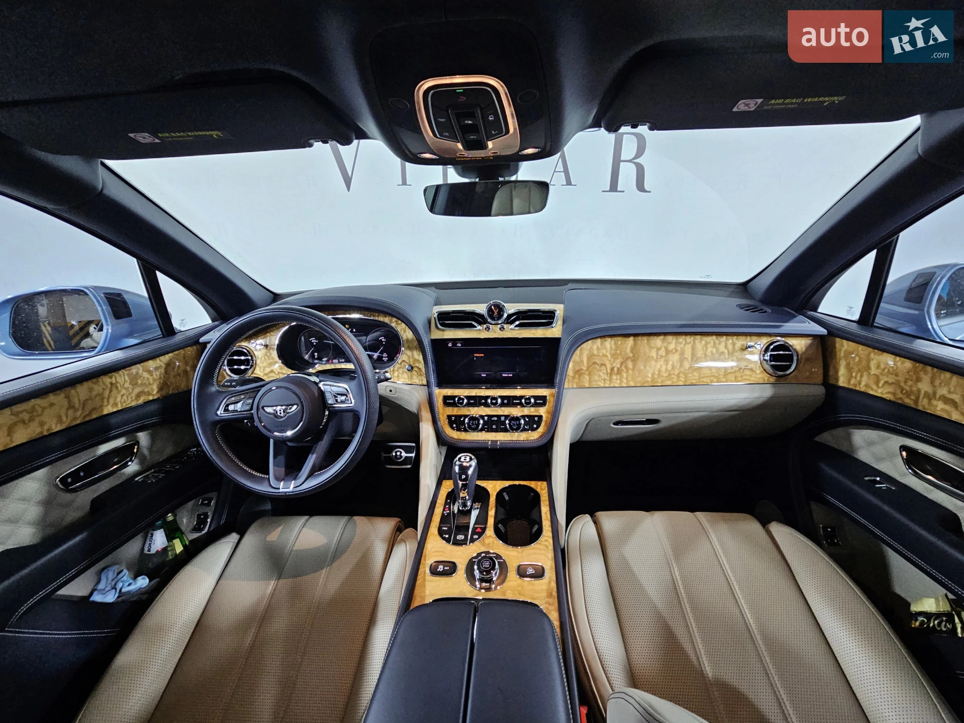 2022 Bentley Bentayga - мініатюра 17