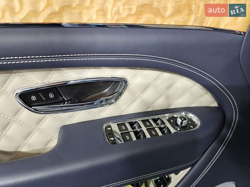 Внедорожник / Кроссовер Bentley Bentayga 2022 в Киеве фото 25 Внедорожник / Кроссовер Bentley Bentayga 2022 в Киеве