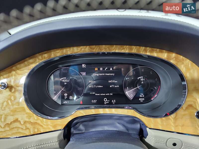 Внедорожник / Кроссовер Bentley Bentayga 2022 в Киеве фото 33 Внедорожник / Кроссовер Bentley Bentayga 2022 в Киеве