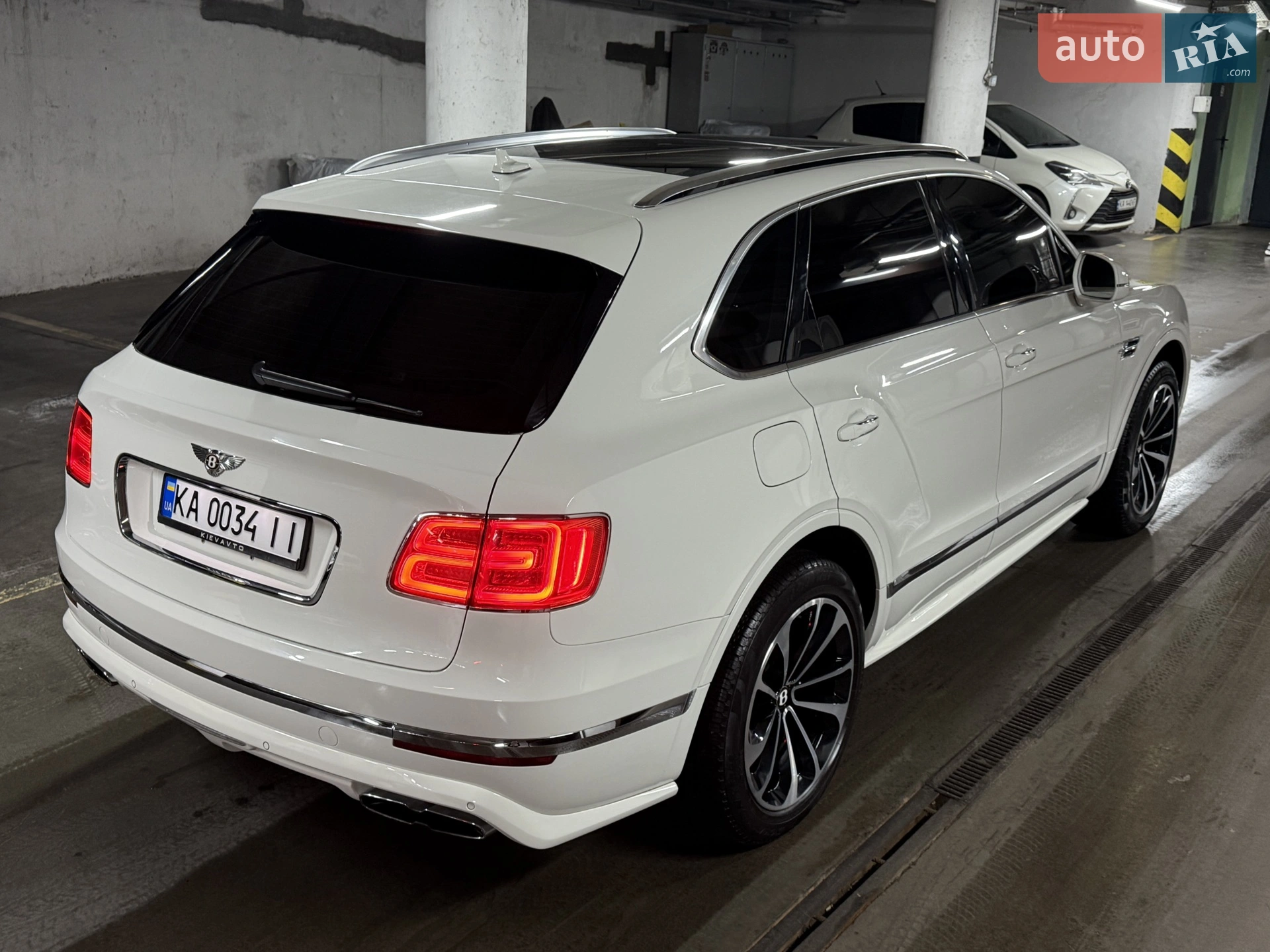 2019 Bentley Bentayga - мініатюра 22
