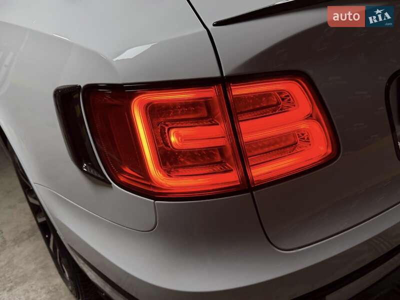 Внедорожник / Кроссовер Bentley Bentayga 2018 в Киеве