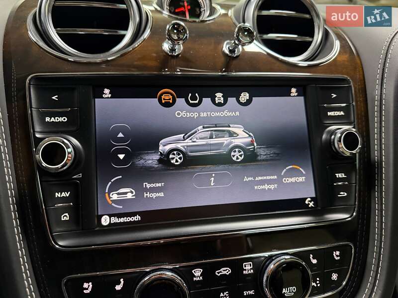 Внедорожник / Кроссовер Bentley Bentayga 2018 в Киеве