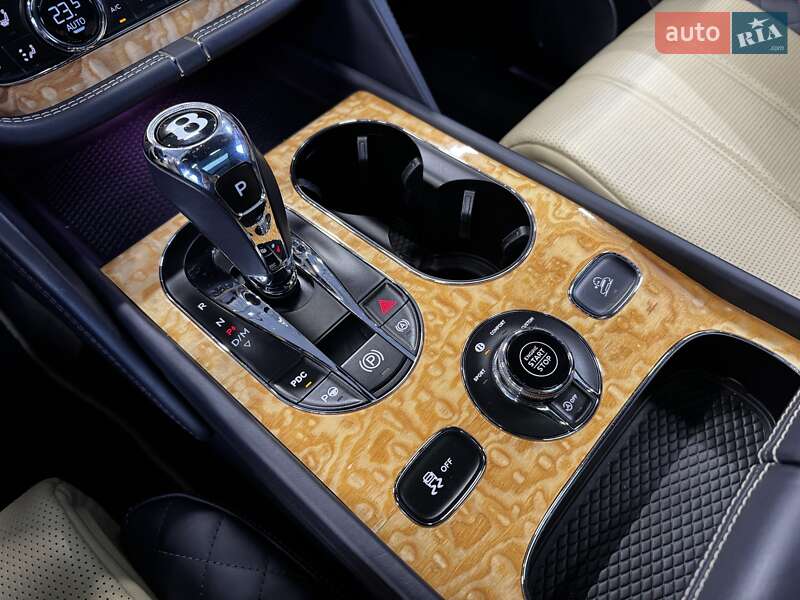 Позашляховик / Кросовер Bentley Bentayga 2017 в Києві