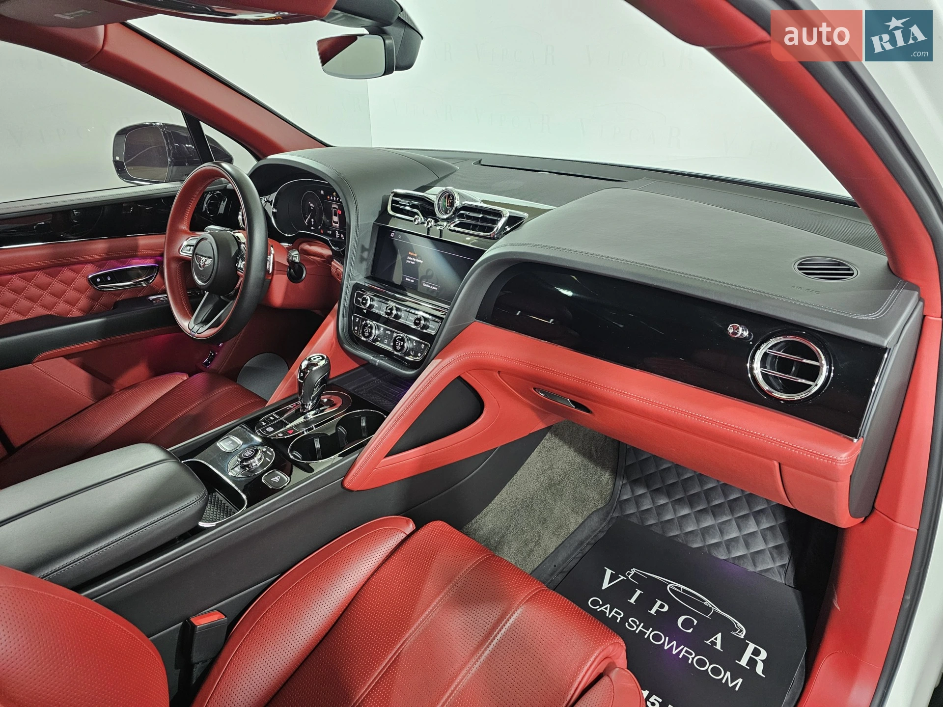 2021 Bentley Bentayga - мініатюра 22