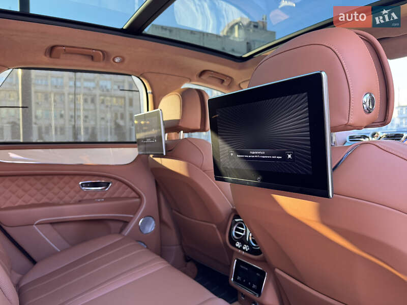 Позашляховик / Кросовер Bentley Bentayga 2023 в Києві фото 37 Позашляховик / Кросовер Bentley Bentayga 2023 в Києві