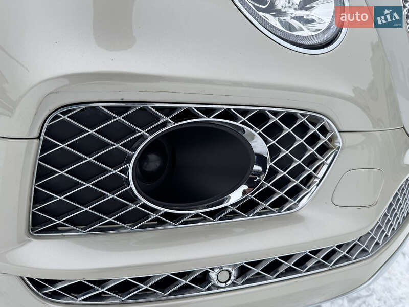 Позашляховик / Кросовер Bentley Bentayga 2018 в Києві