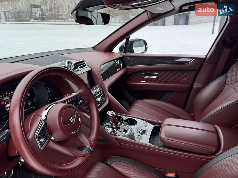 Позашляховик / Кросовер Bentley Bentayga 2021 в Києві