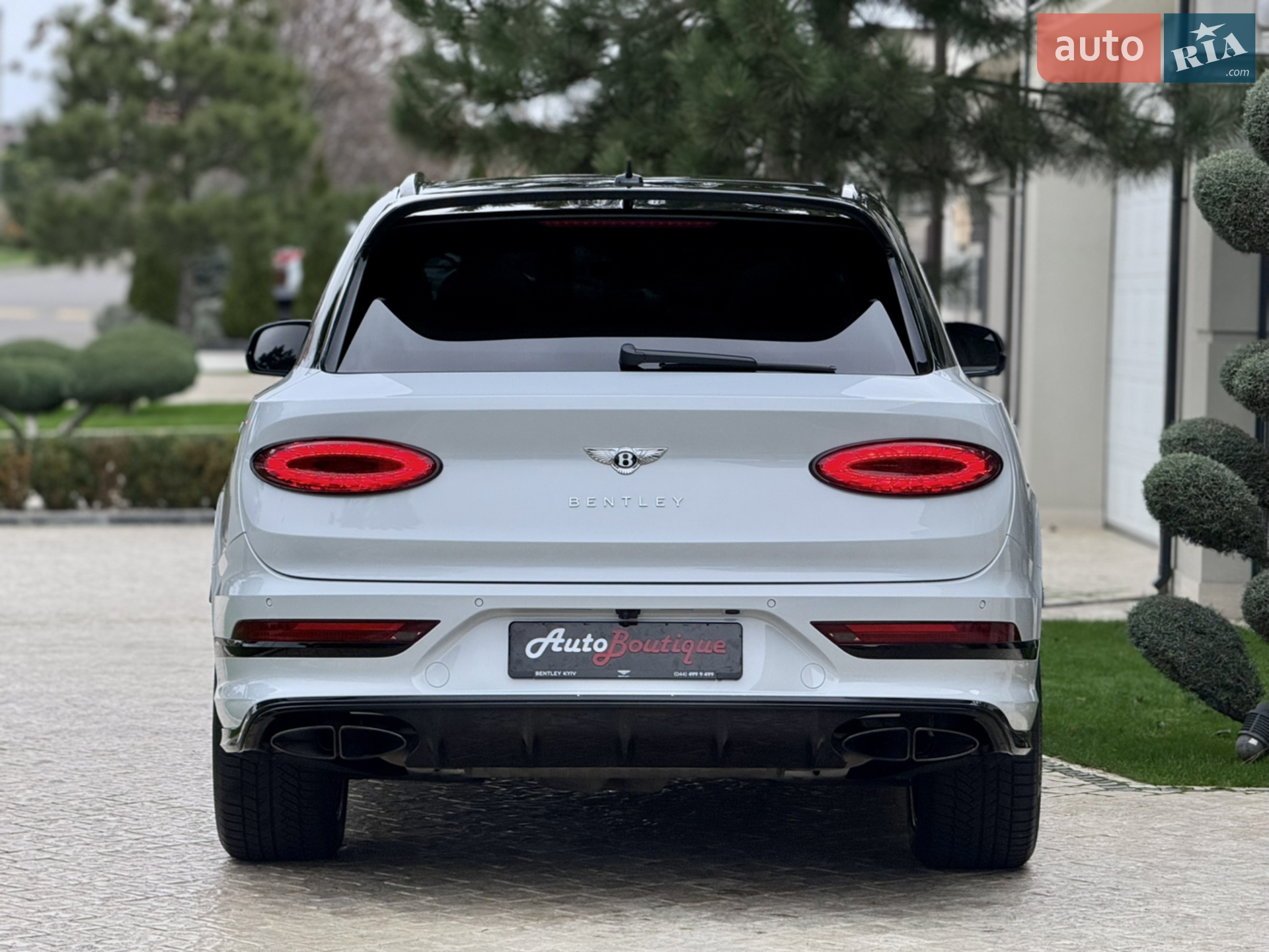 2024 Bentley Bentayga - мініатюра 15