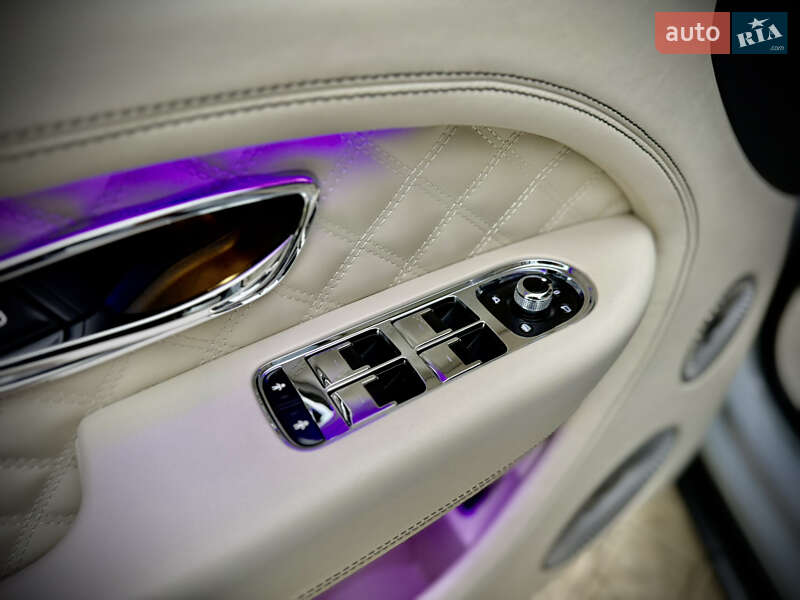 Позашляховик / Кросовер Bentley Bentayga 2024 в Одесі