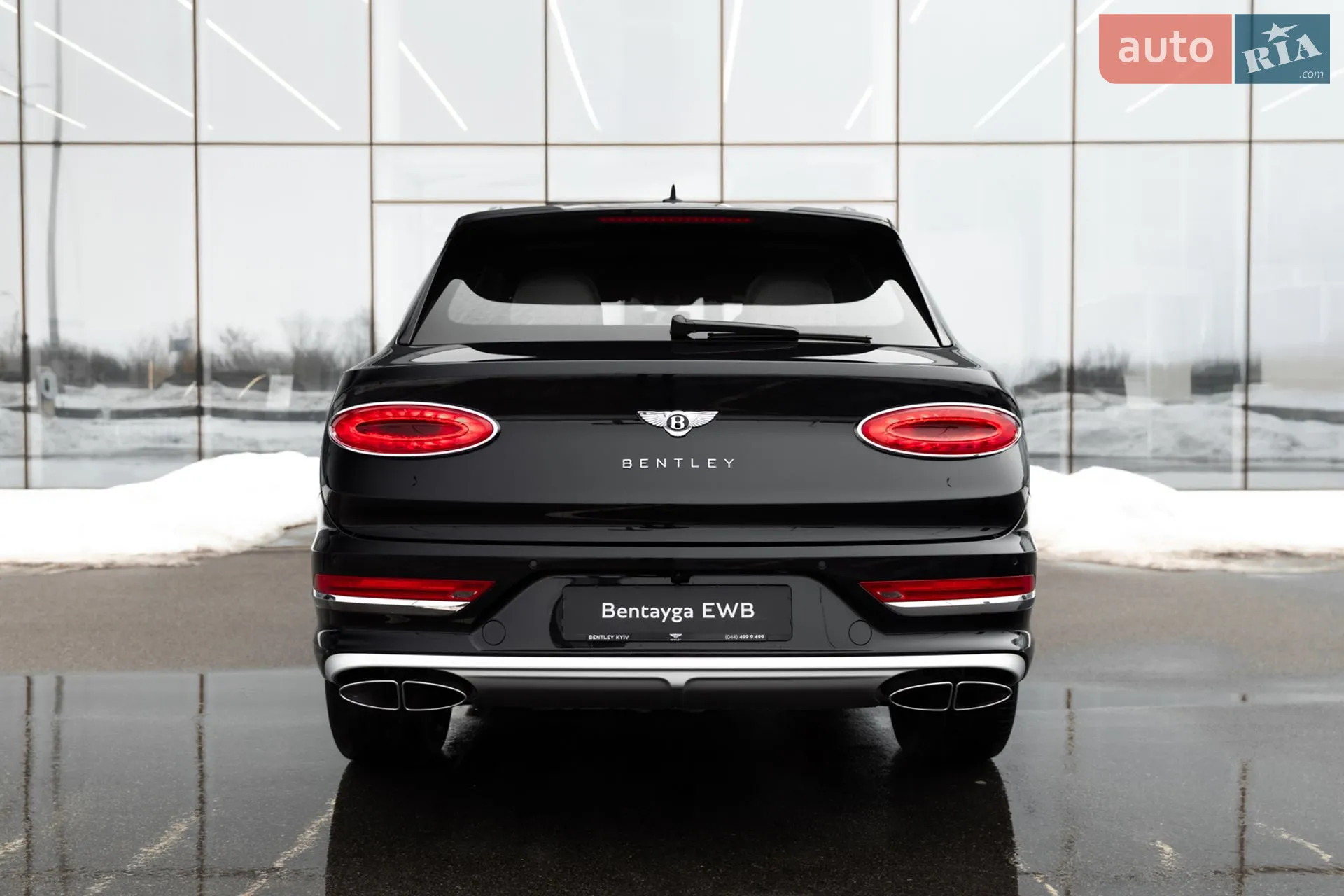 2023 Bentley Bentayga - мініатюра 8