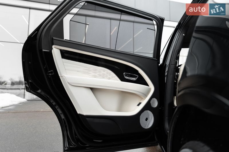 Позашляховик / Кросовер Bentley Bentayga 2023 в Києві