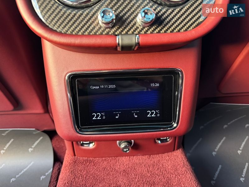 Внедорожник / Кроссовер Bentley Bentayga 2021 в Киеве