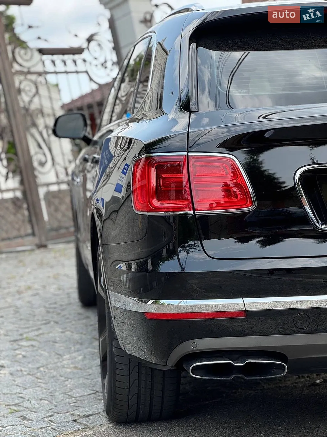 2018 Bentley Bentayga - мініатюра 12