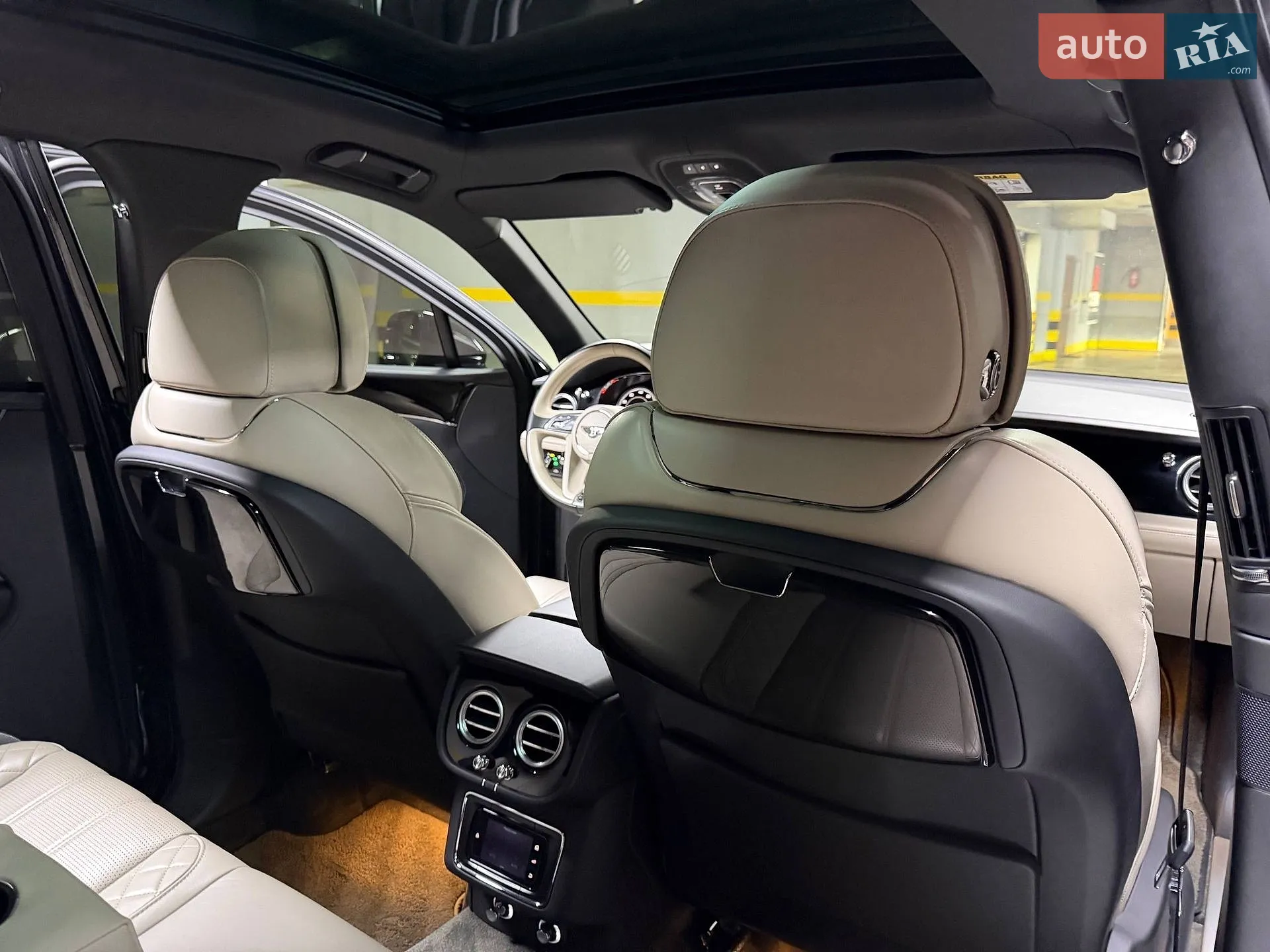 2016 Bentley Bentayga - мініатюра 74