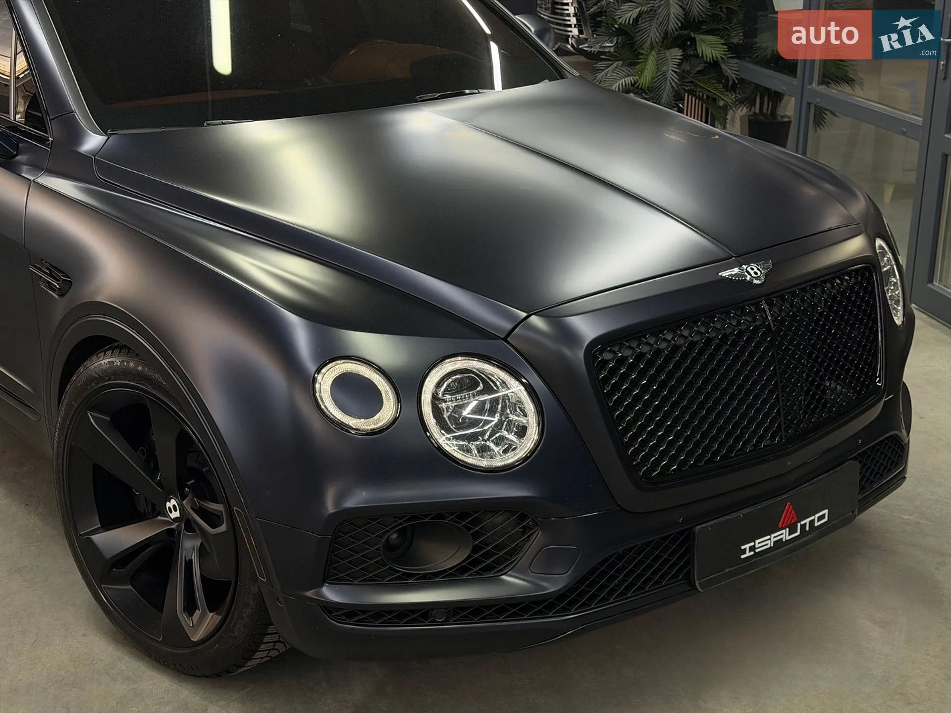 2018 Bentley Bentayga - мініатюра 3