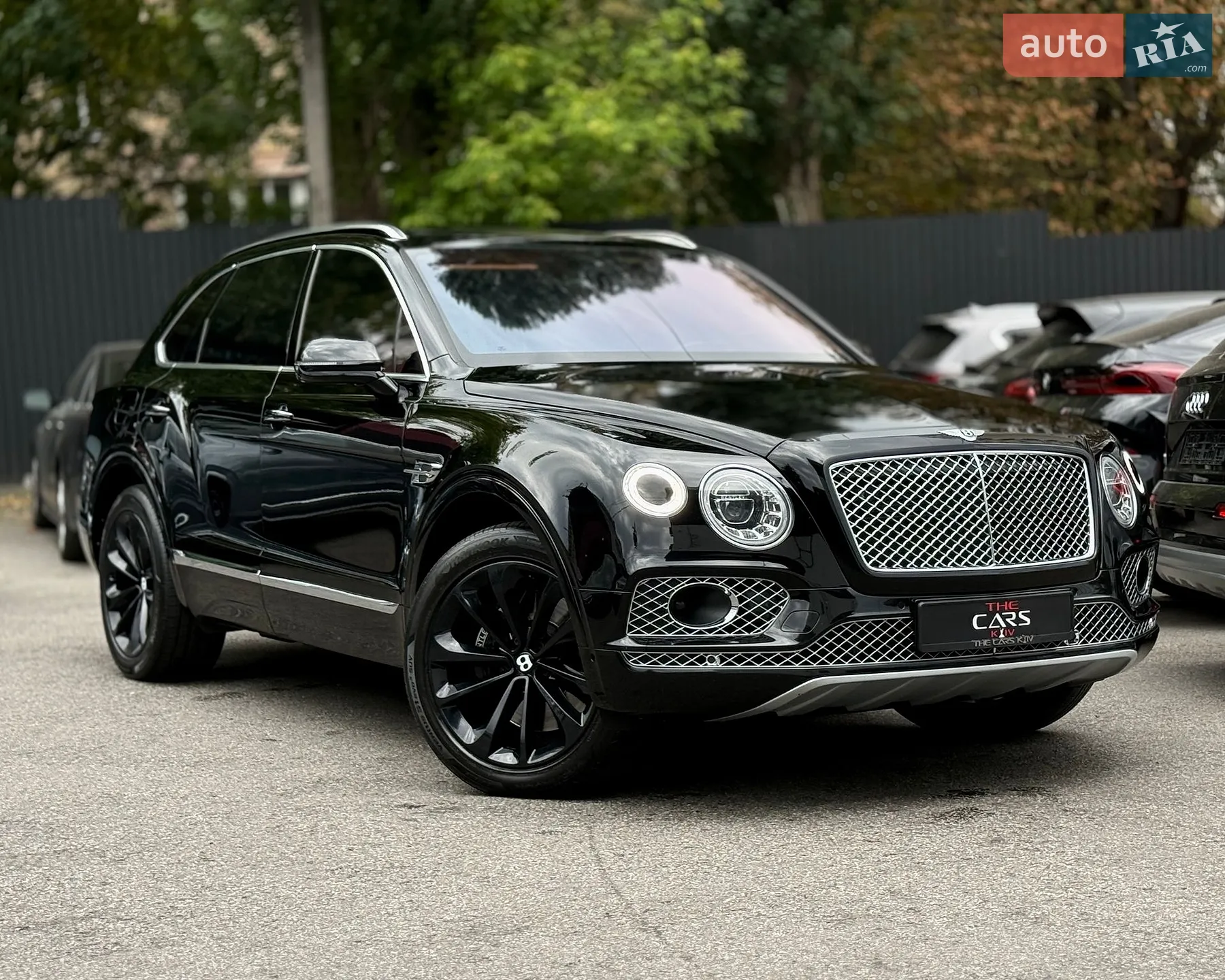 2018 Bentley Bentayga - фото 1
