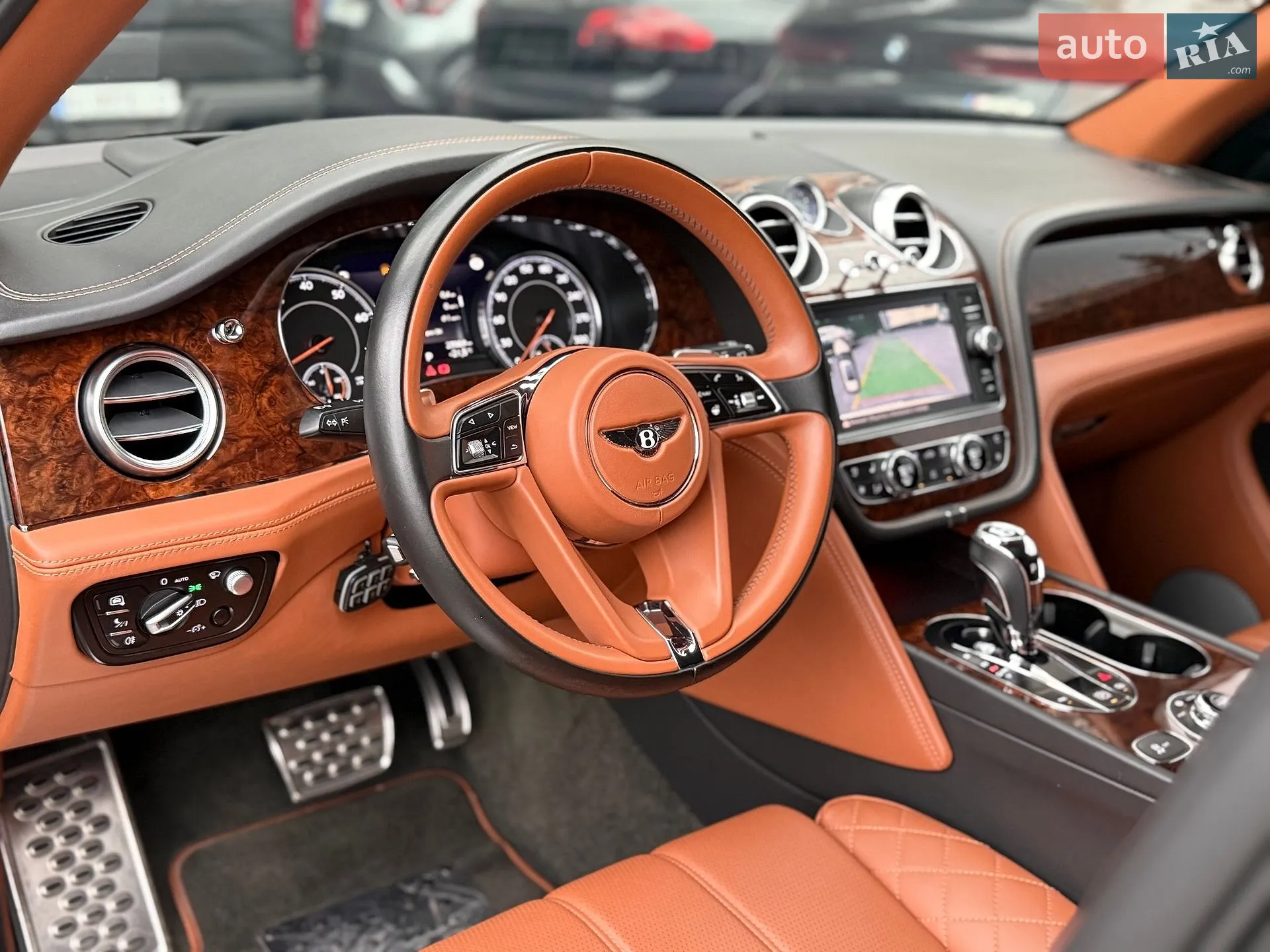 2018 Bentley Bentayga - мініатюра 8