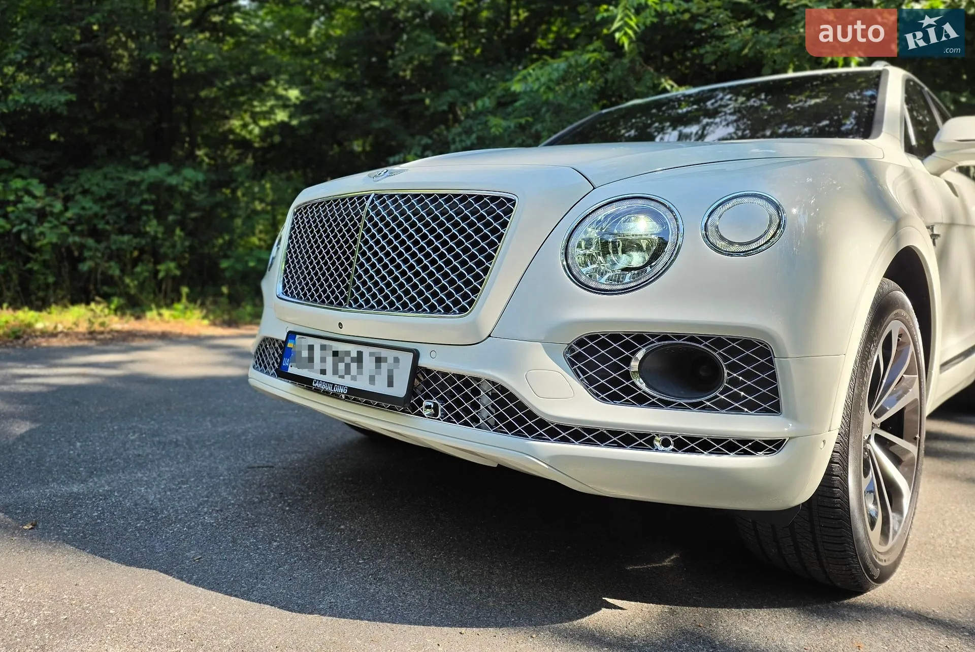 2018 Bentley Bentayga - мініатюра 12