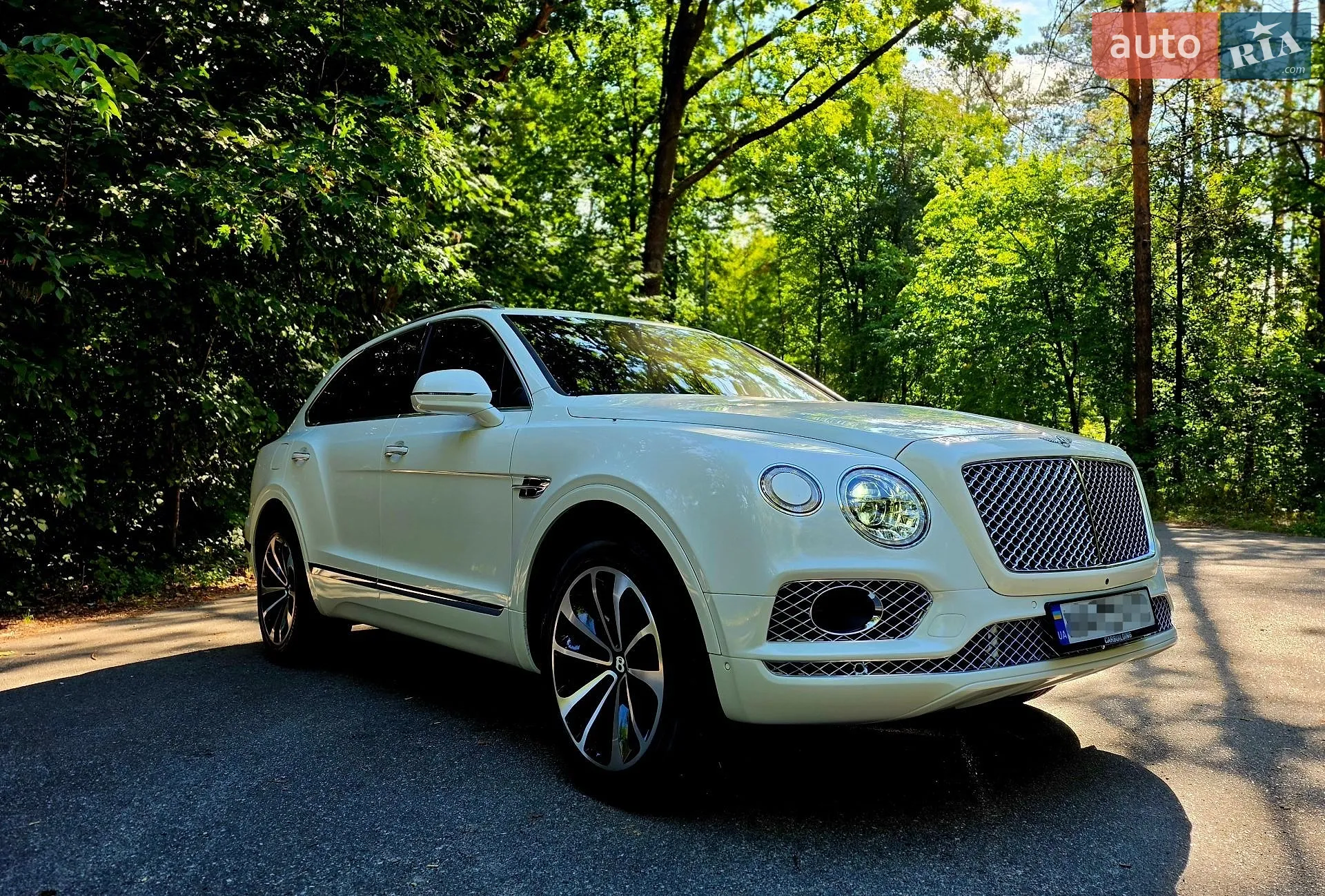 2018 Bentley Bentayga - мініатюра 10