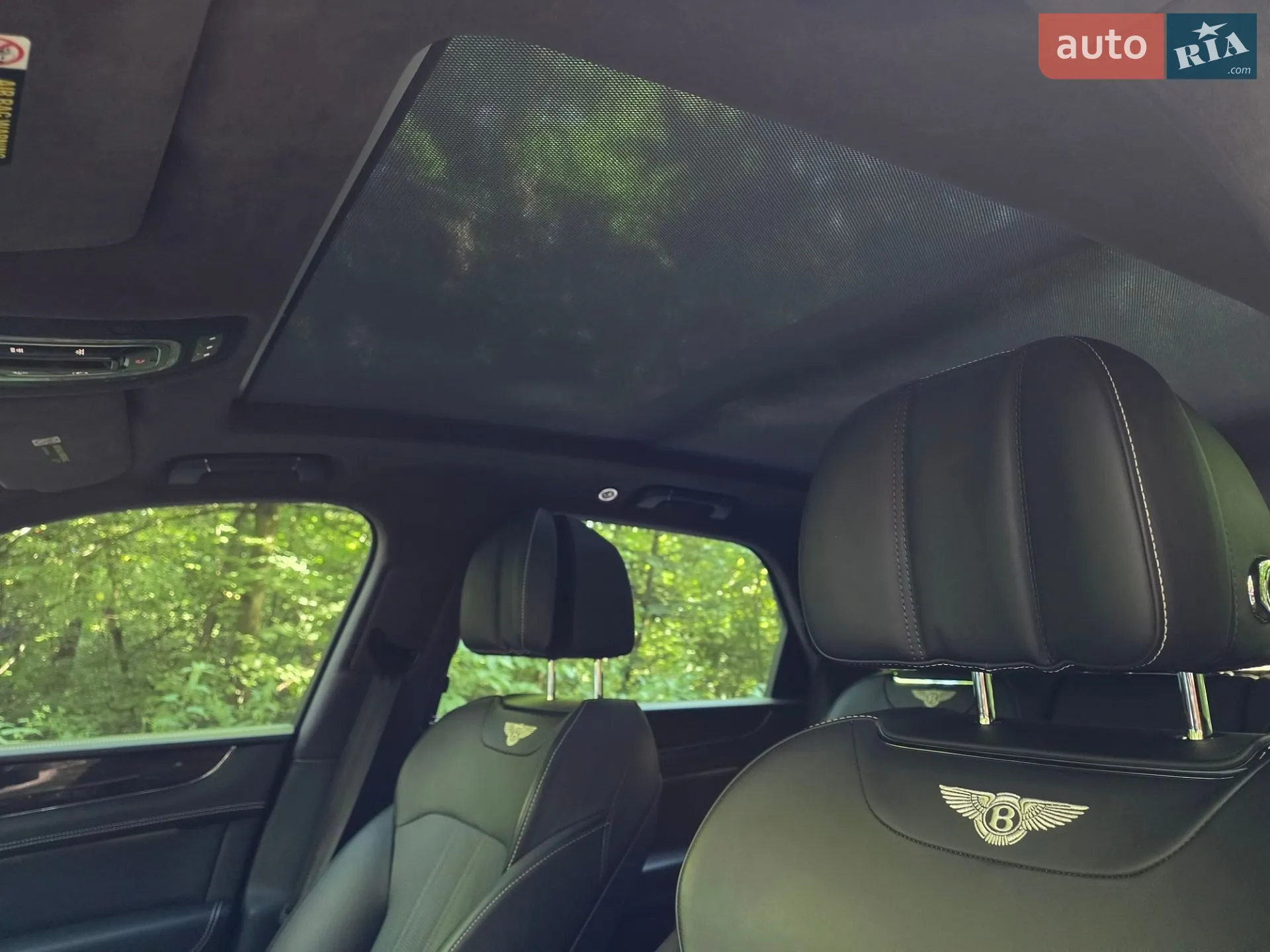 2018 Bentley Bentayga - мініатюра 21