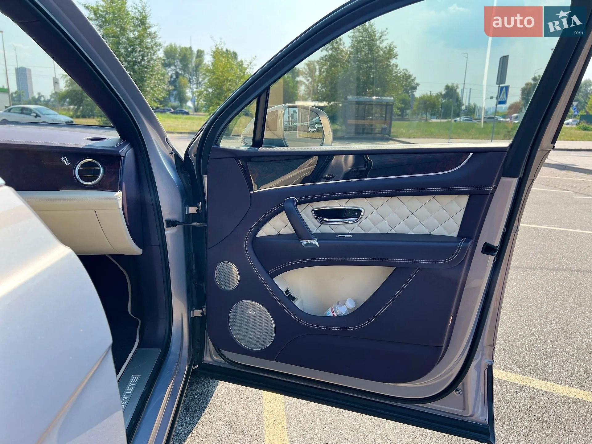 2020 Bentley Bentayga - мініатюра 42