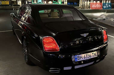Седан Bentley Continental Flying Spur 2005 в 