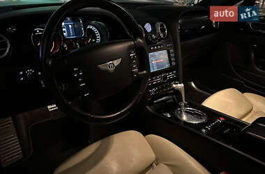 Седан Bentley Continental Flying Spur 2005 в 