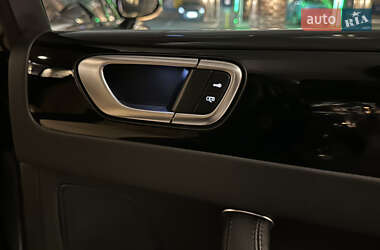 Седан Bentley Continental Flying Spur 2005 в 