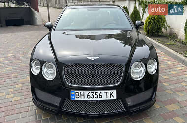 Седан Bentley Continental Flying Spur 2005 в 