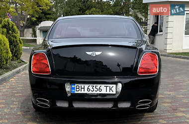 Седан Bentley Continental Flying Spur 2005 в 