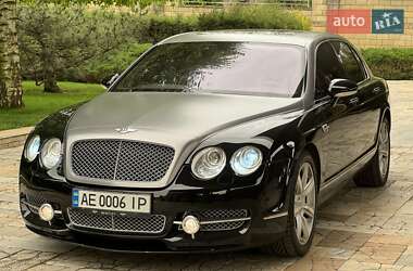Седан Bentley Continental Flying Spur 2007 в 