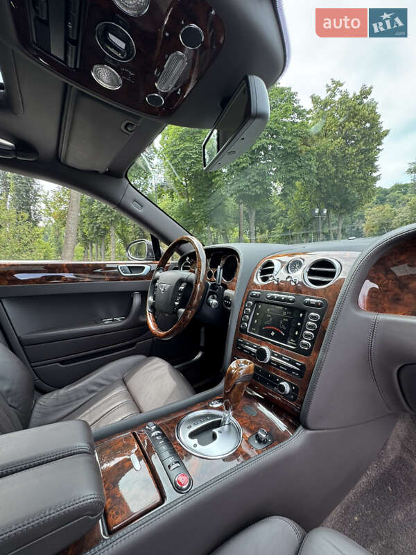 Седан Bentley Continental Flying Spur 2008 в Киеве