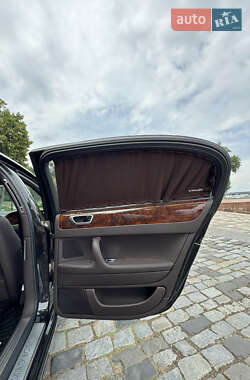 Седан Bentley Continental Flying Spur 2008 в 