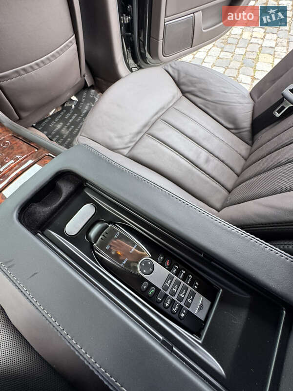 Седан Bentley Continental Flying Spur 2008 в Киеве