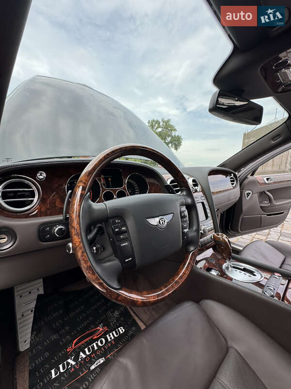 Седан Bentley Continental Flying Spur 2008 в Киеве