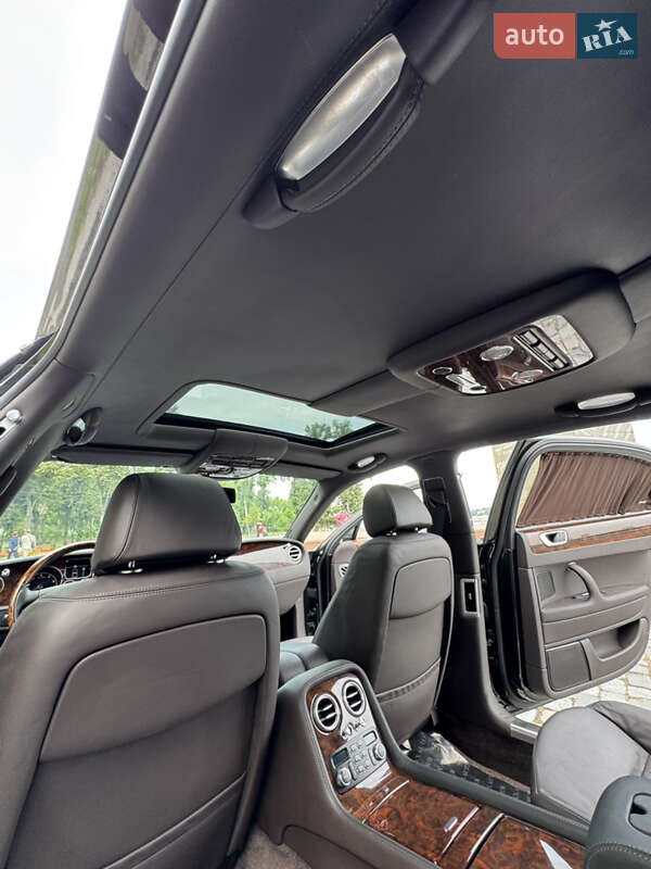 Седан Bentley Continental Flying Spur 2008 в Киеве