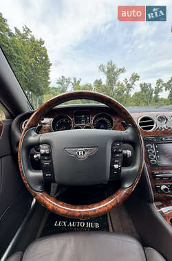 Седан Bentley Continental Flying Spur 2008 в 