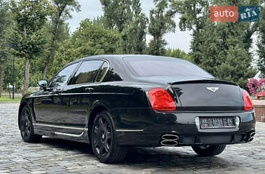 Седан Bentley Continental Flying Spur 2008 в 