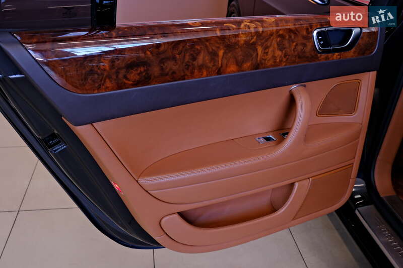 Седан Bentley Continental Flying Spur 2007 в Одессе фото 41 Седан Bentley Continental Flying Spur 2007 в Одессе