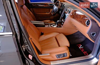 Седан Bentley Continental Flying Spur 2007 в 