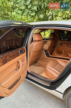 Седан Bentley Continental Flying Spur 2006 в 