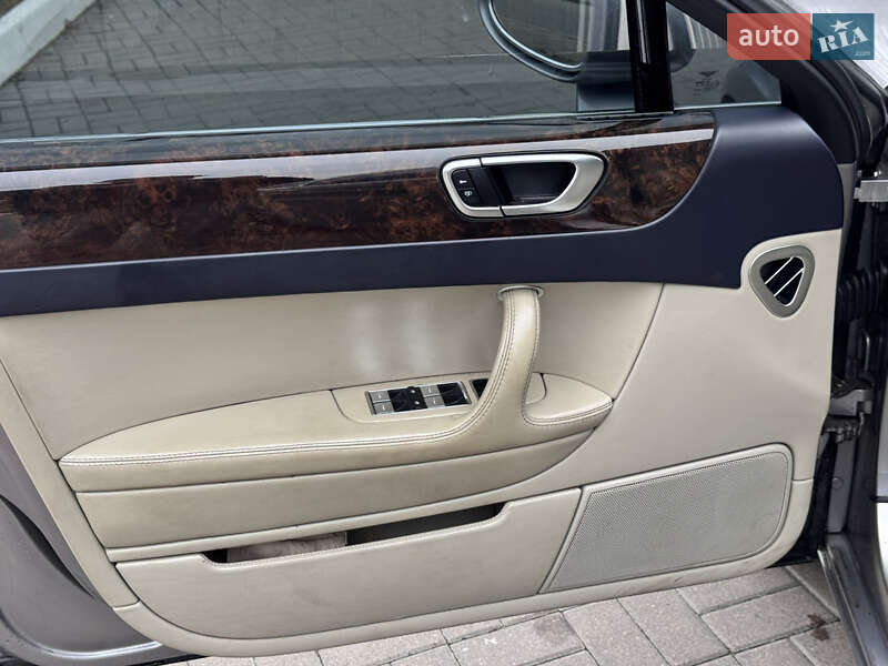 Седан Bentley Continental Flying Spur 2006 в Києві фото 16 Седан Bentley Continental Flying Spur 2006 в Києві